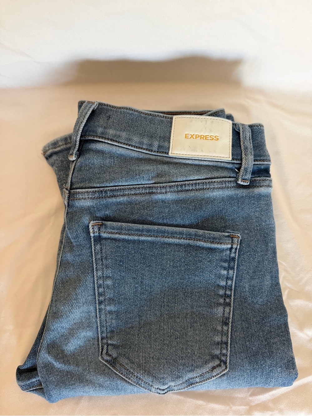 Express Women's Medium Wash Skyscraper Jeans